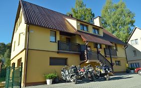 Willa Salamandra u stóp Jaworzyny